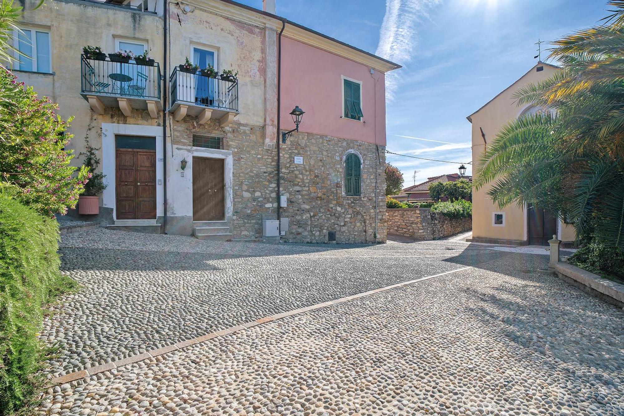 La Casa Incantata San Bartolomeo Al Mare Bagian luar foto