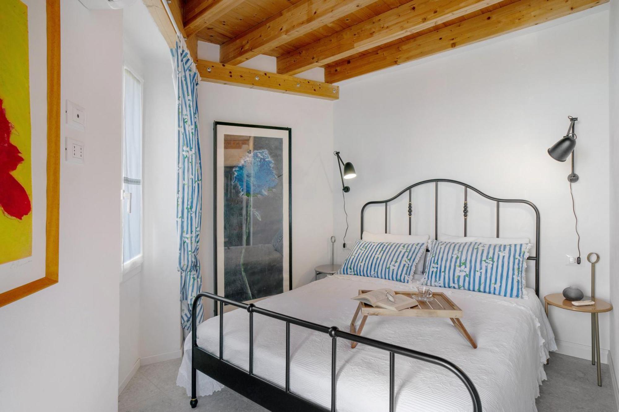 La Casa Incantata San Bartolomeo Al Mare Bagian luar foto